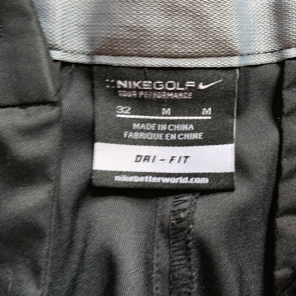 Nike Golf Shorts - Picture 3 of 3